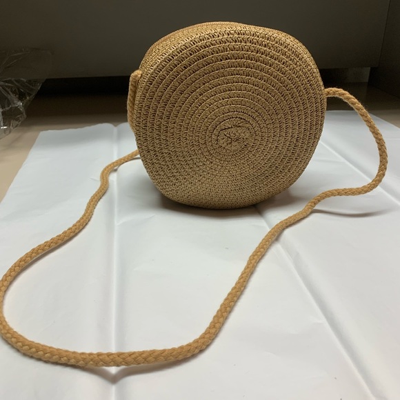 Mini Minimalist Straw Bag - Picture 6 of 6
